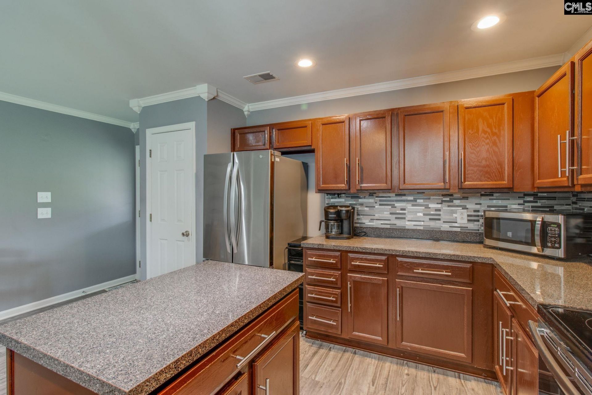 152 Sandalewood Lane Photo 11