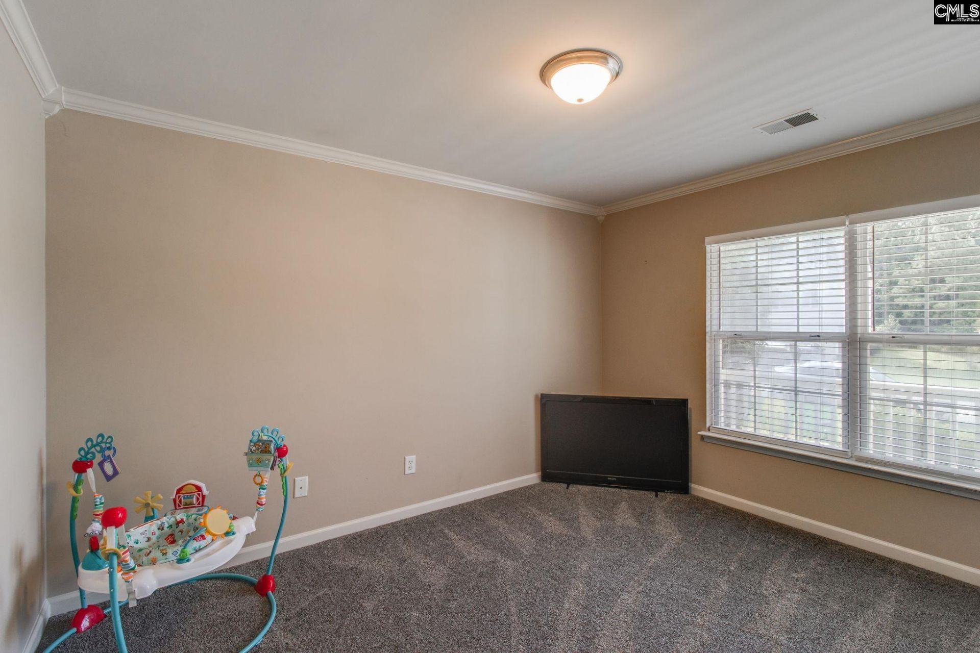152 Sandalewood Lane Photo 18