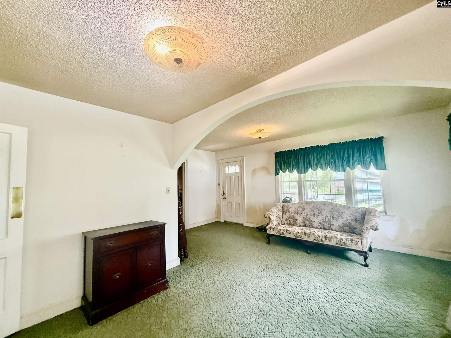 36 Holly Street  Photo 11