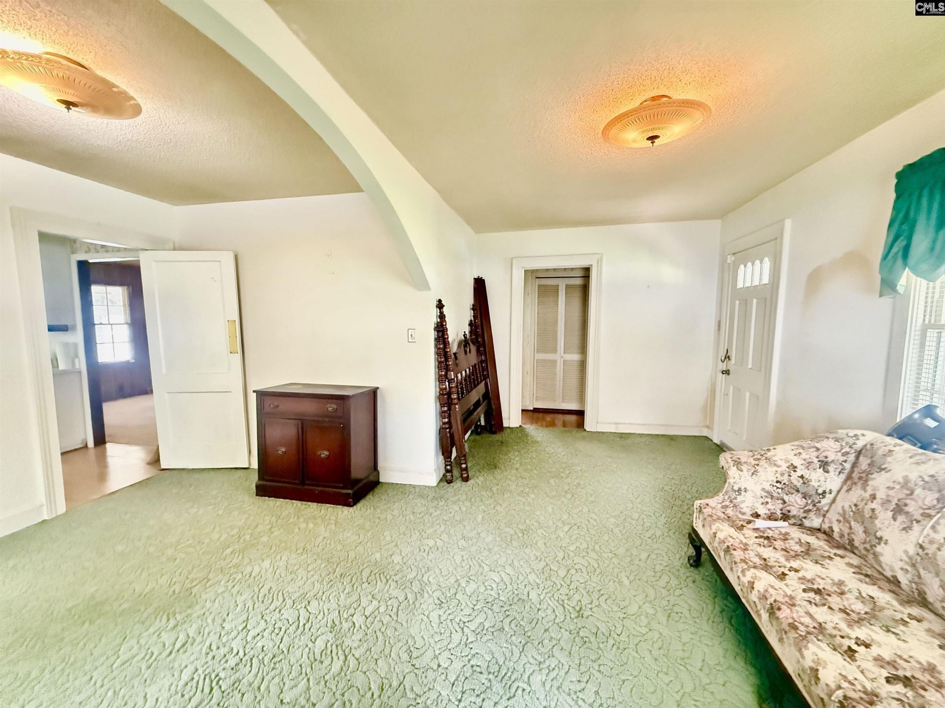 36 Holly Street  Photo 12
