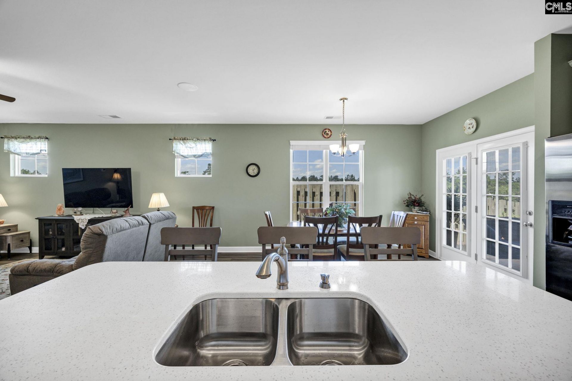 42 Attucks Court  Photo 16