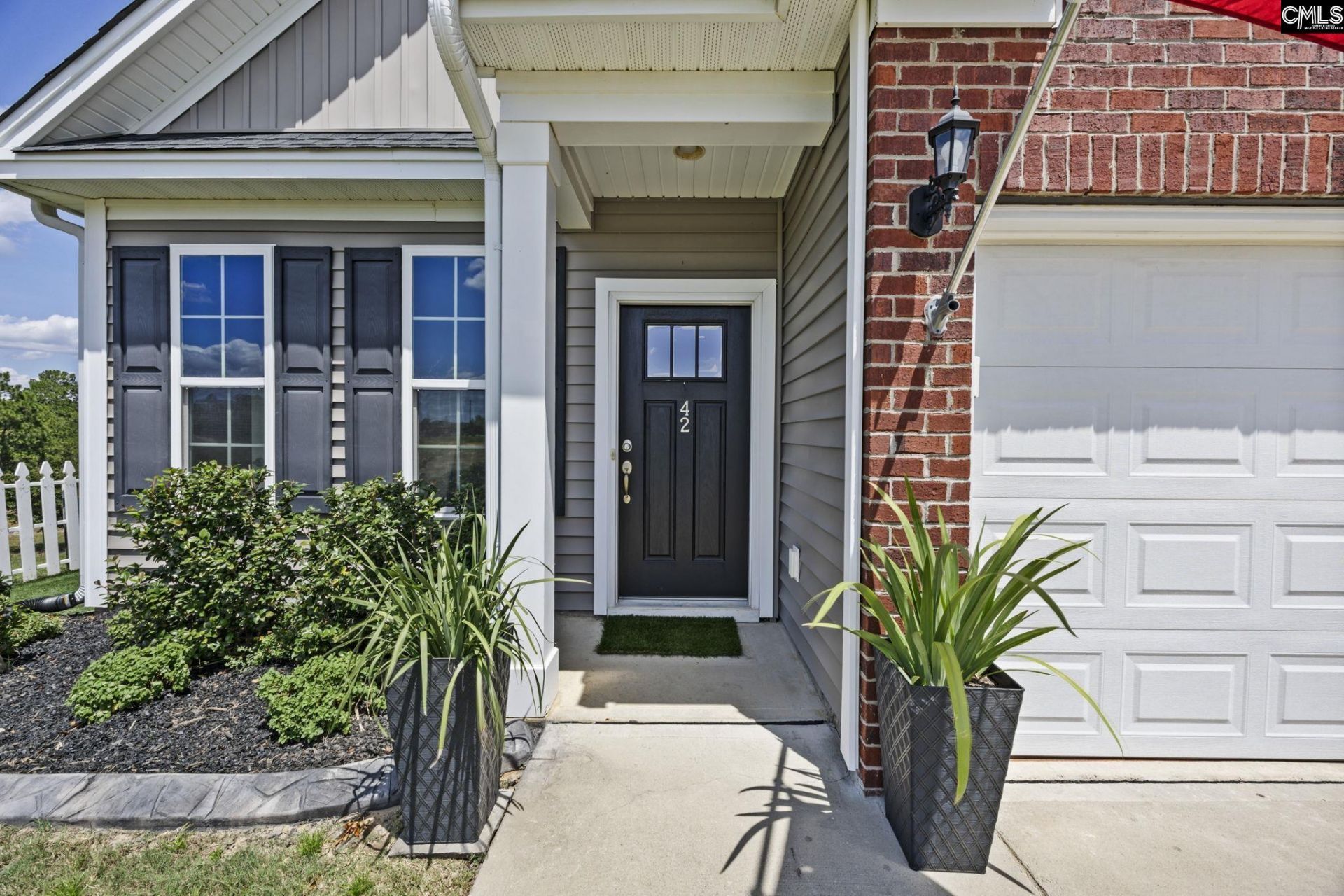42 Attucks Court  Photo 4