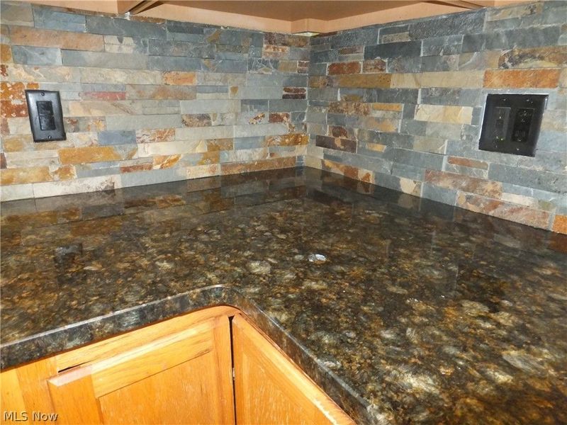 1211 Eric Lane , Cleveland, OH 44109 Photo 10