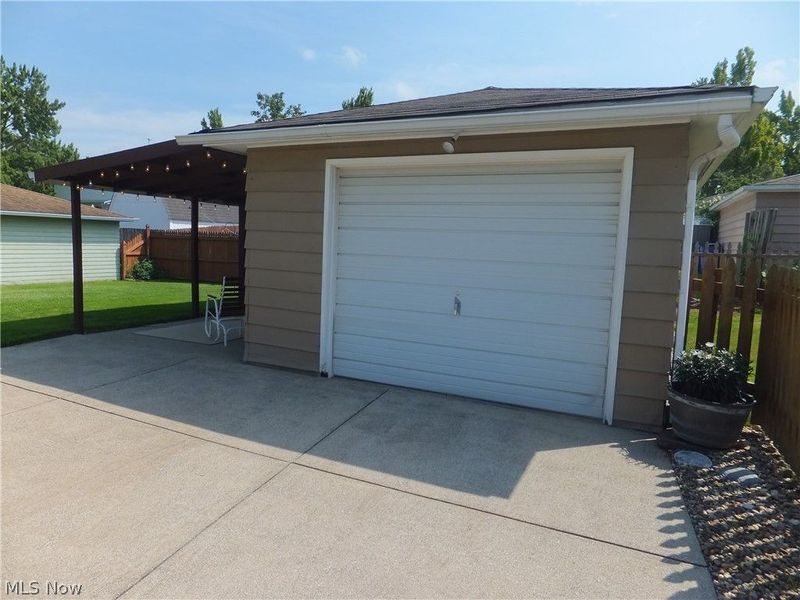 1211 Eric Lane , Cleveland, OH 44109 Photo 29