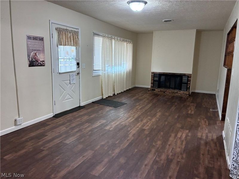 2300 Midway Avenue NE, Canton, OH 44705 Photo 3