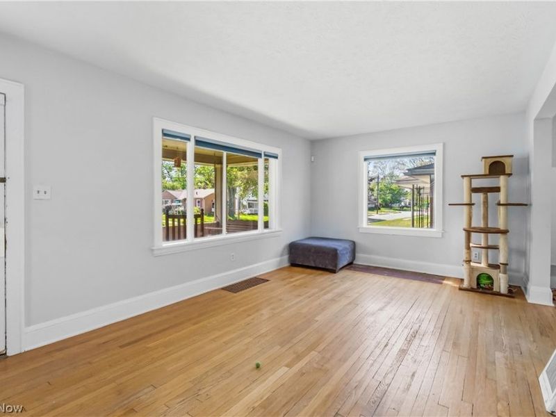 330 N Hawkins Avenue, Akron, OH 44313 Photo 7