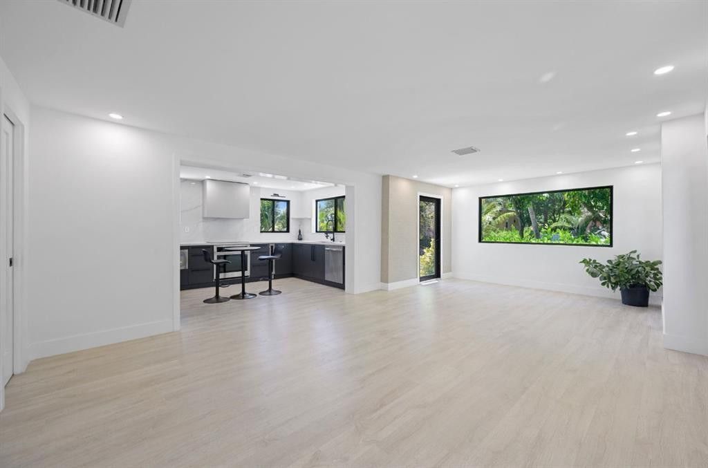 823 33rd Street, West Palm Beach, FL 33407 Photo