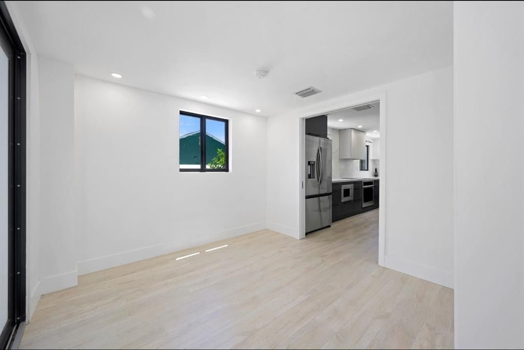 823 33rd Street, West Palm Beach, FL 33407 Photo