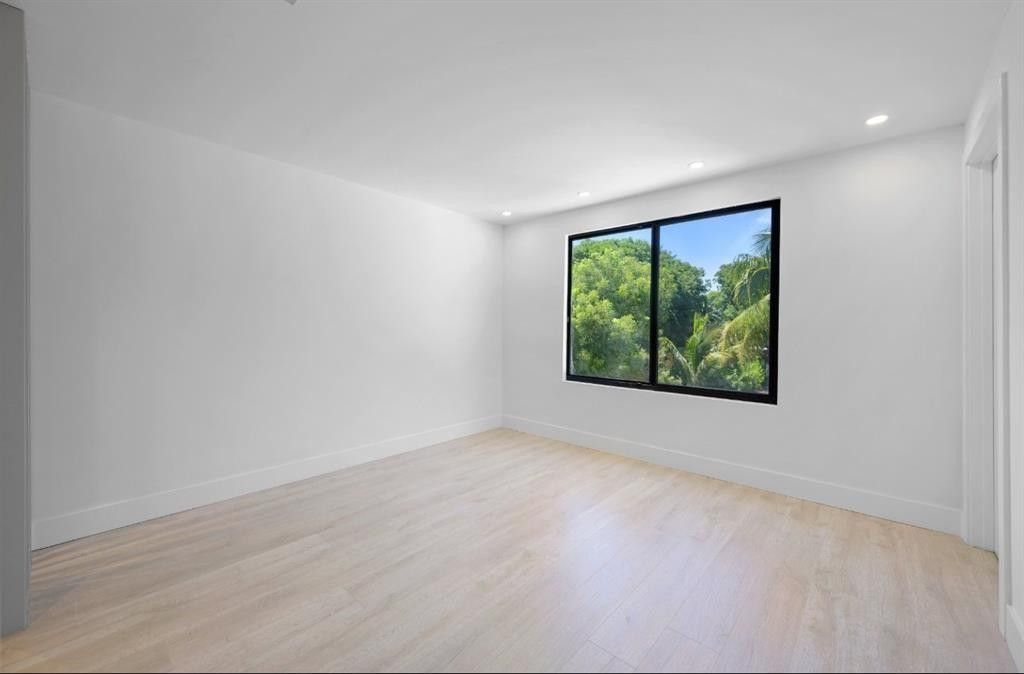 823 33rd Street, West Palm Beach, FL 33407 Photo