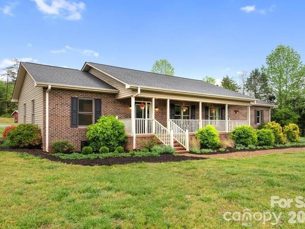 1091 Bill Collins Road, Columbus, NC 28722