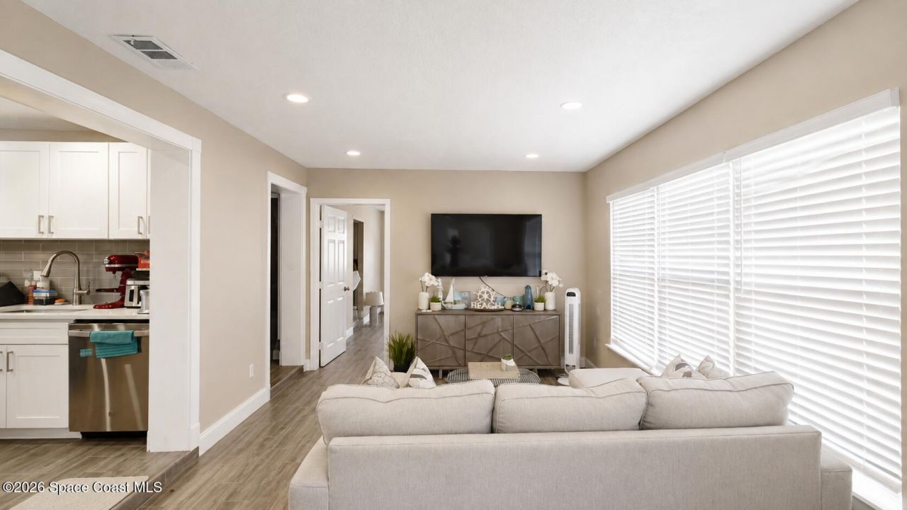755 Cajeput Circle, Melbourne Village, FL 32904 Photo