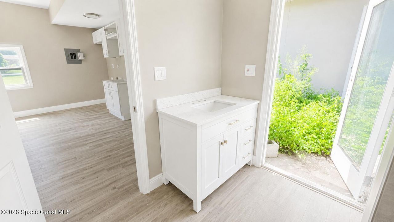 755 Cajeput Circle, Melbourne Village, FL 32904 Photo