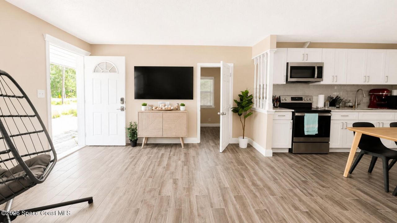 755 Cajeput Circle, Melbourne Village, FL 32904 Photo