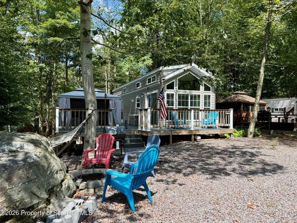290 Shetland Trail , Covington Twp, PA 18424