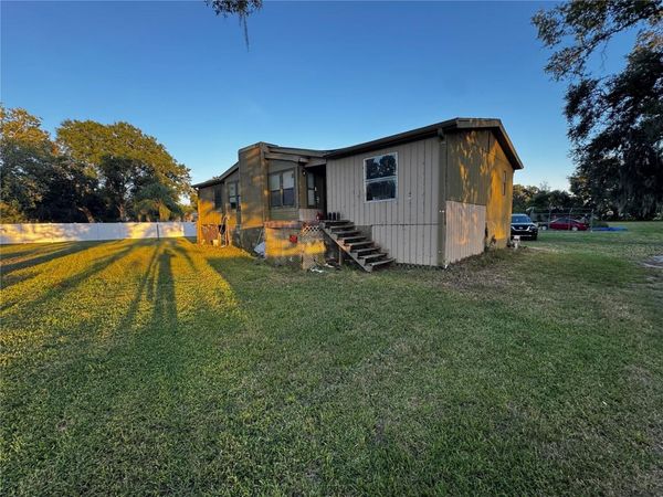 33346 ARTHUR DRIVE , WESLEY CHAPEL, FL 33543