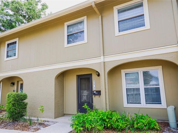7107 HERNANDO COURT , TAMPA, FL 33615