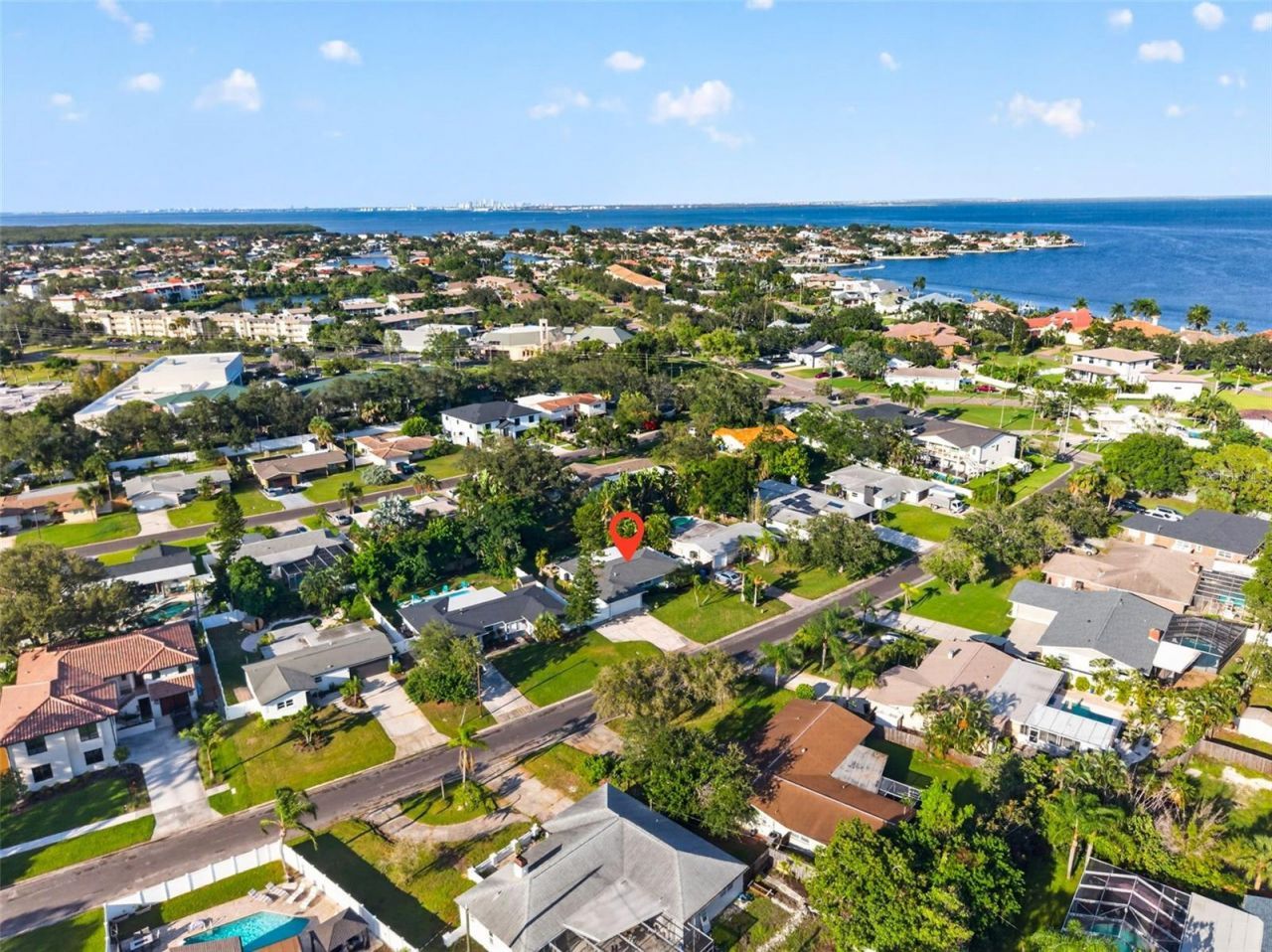 1743 Delaware Avenue Ne, Saint Petersburg, FL 33703 Photo