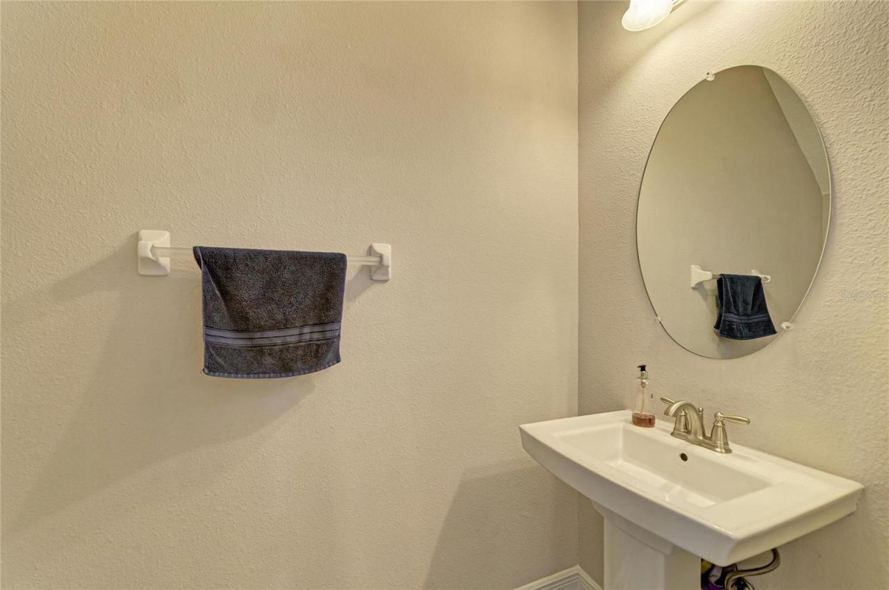 4991 Oarsman Court, Sarasota, FL 34243 Photo