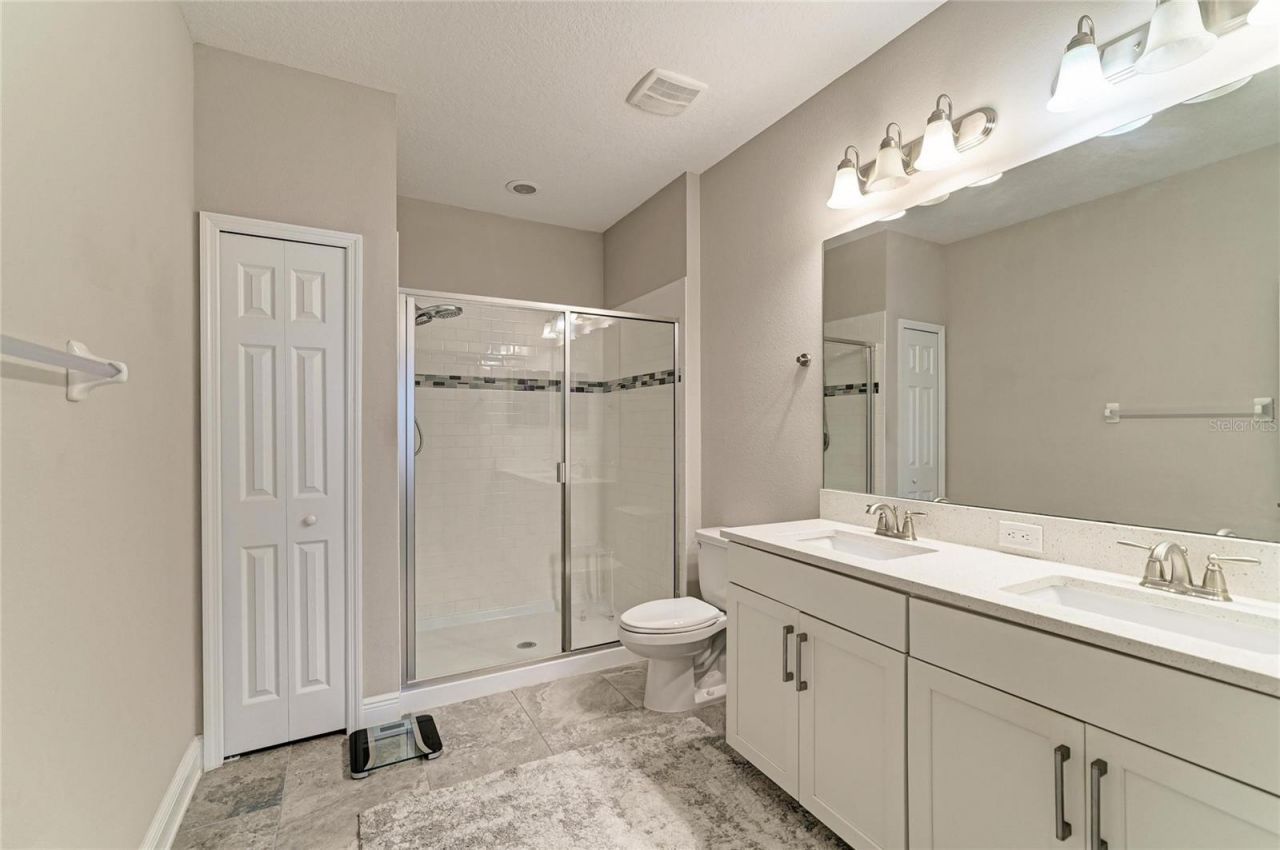 4991 Oarsman Court, Sarasota, FL 34243 Photo