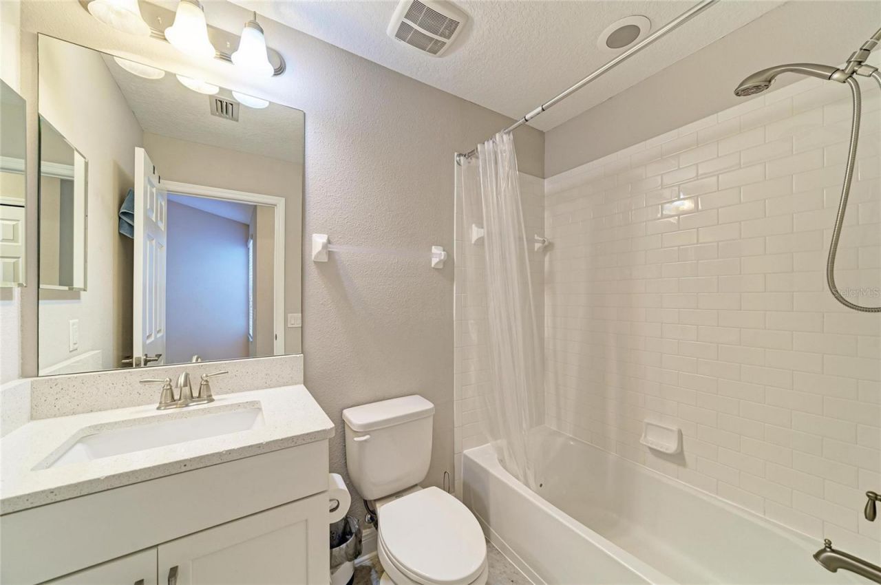 4991 Oarsman Court, Sarasota, FL 34243 Photo