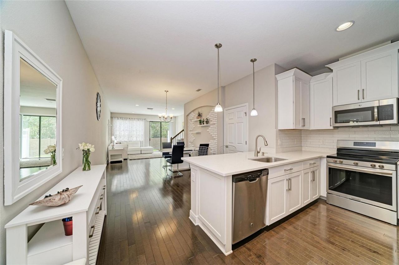 4991 Oarsman Court, Sarasota, FL 34243 Photo