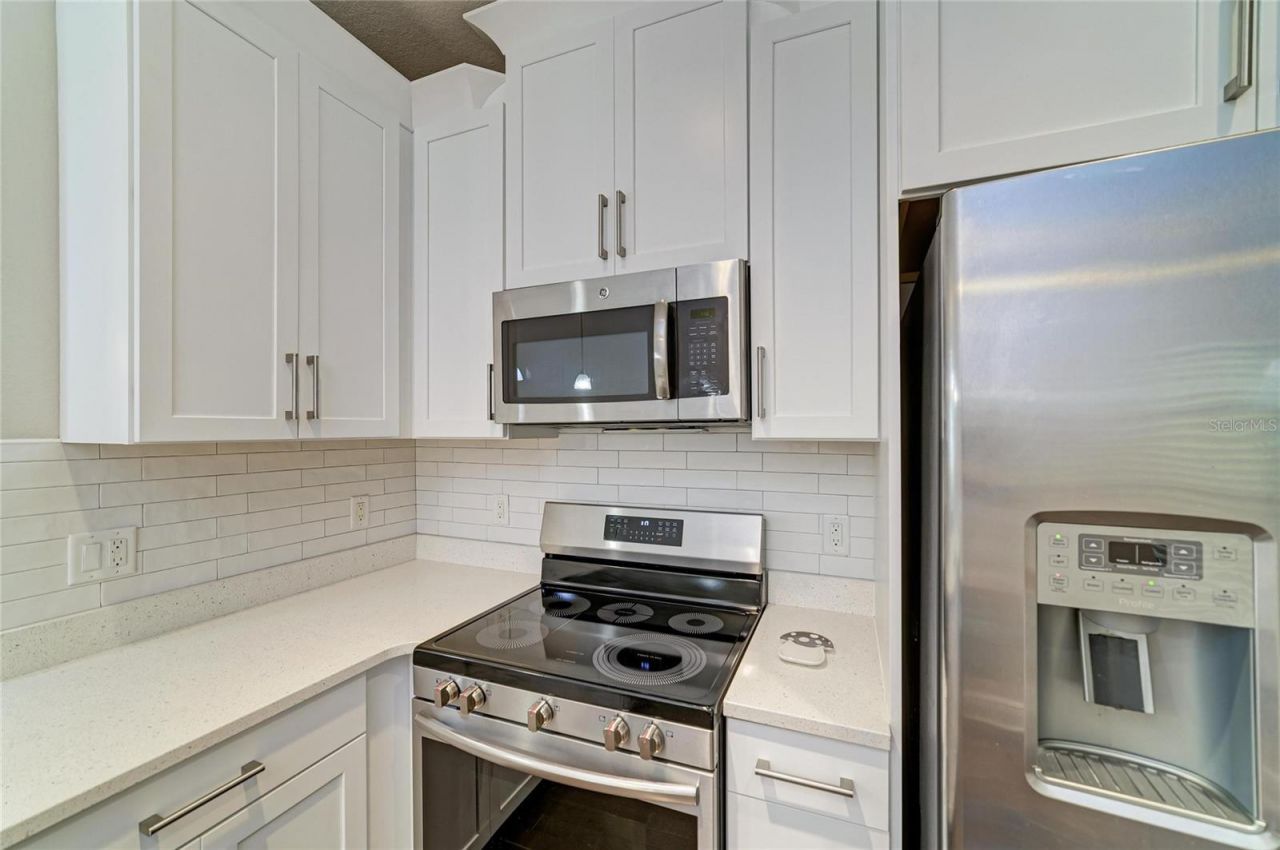 4991 Oarsman Court, Sarasota, FL 34243 Photo