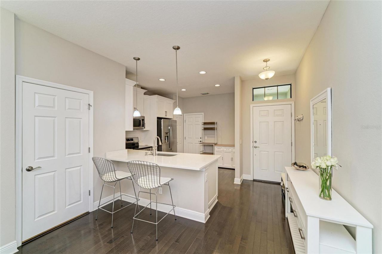 4991 Oarsman Court, Sarasota, FL 34243 Photo