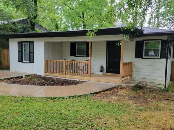 3132 Forrest Hills Drive , Hapeville, GA 30354