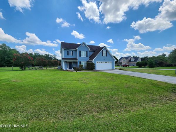 200 Gold Leaf Court, Jacksonville, NC 28540