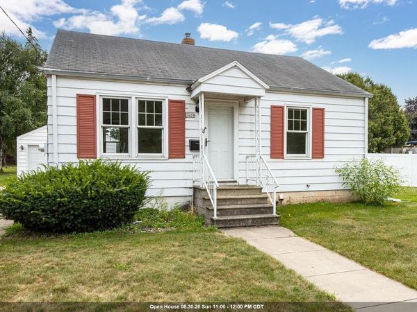 1609 W MURDOCK AVENUE, Oshkosh, WI 54901