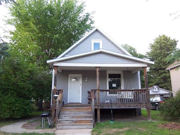 1136 GARFIELD AVENUE, Marinette, WI 54143