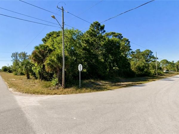 3401 24th ST SW, LEHIGH ACRES, FL 33976