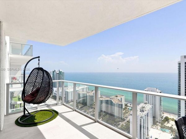 4010 S Ocean Dr , Unit T3909, Hollywood, FL 33019