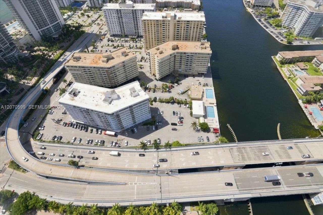 4010 S Ocean Dr , Unit T3909, Hollywood, FL 33019 Photo