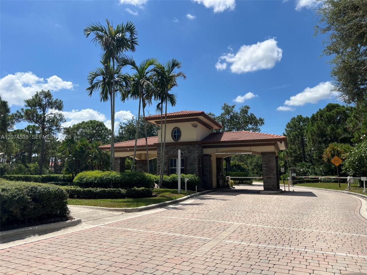 425 Pumpkin Dr, Palm Beach Gardens, FL 33410 Photo