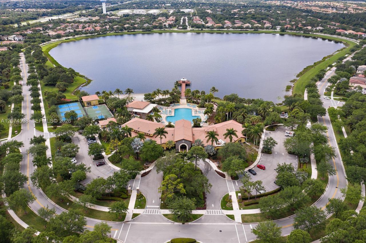425 Pumpkin Dr, Palm Beach Gardens, FL 33410 Photo