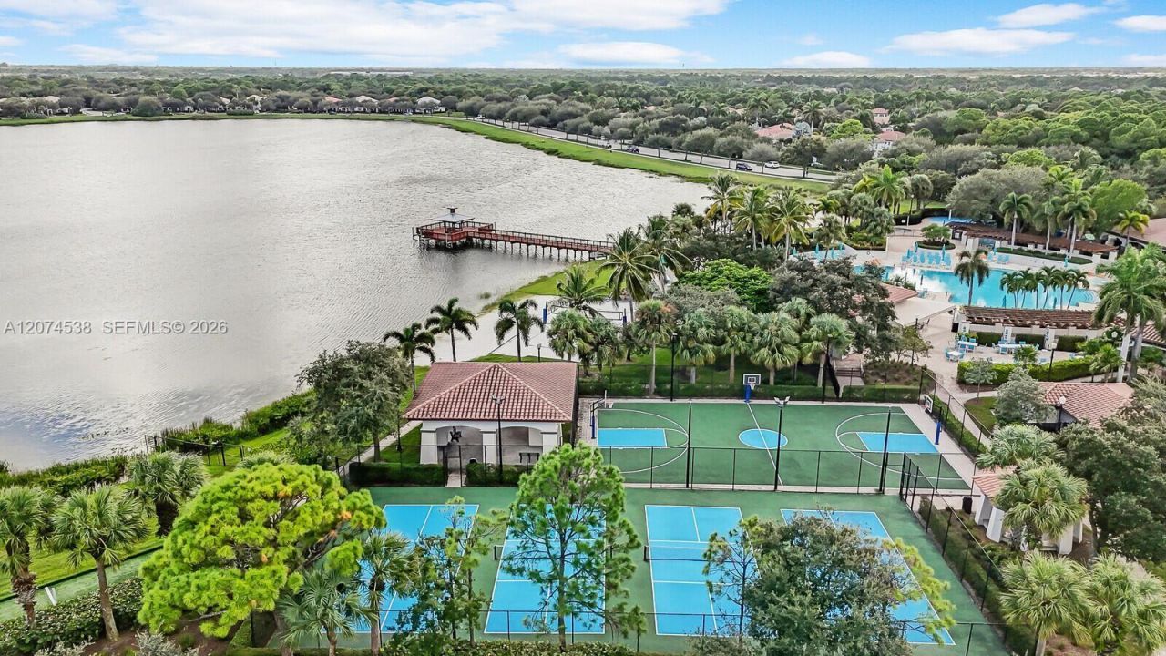 425 Pumpkin Dr, Palm Beach Gardens, FL 33410 Photo