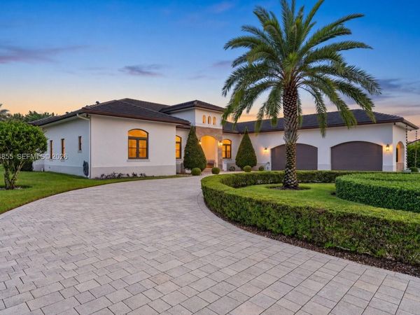 10352 NW 131st St, Miami, FL 33018