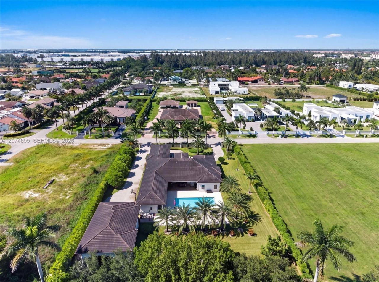 10352 NW 131st St , Hialeah Gardens, FL 33018 Photo
