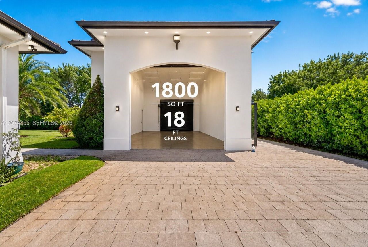 10352 NW 131st St , Hialeah Gardens, FL 33018 Photo