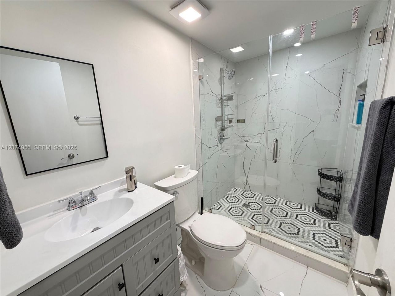 6830 SW 8th St , Unit STUDIO, Pembroke Pines, FL 33023 Photo