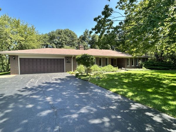 21554 W Countryside Valley Drive , Mundelein, IL 60060