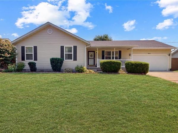 9856 Oak Grove School Road , Lebanon, IL 62254