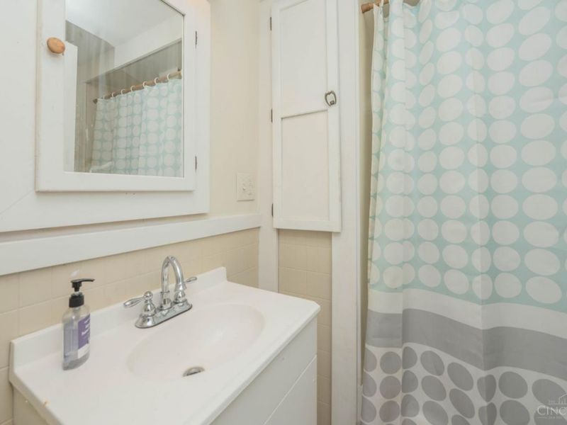 1063 Winfield Avenue, Cincinnati, OH 45205 Photo 21