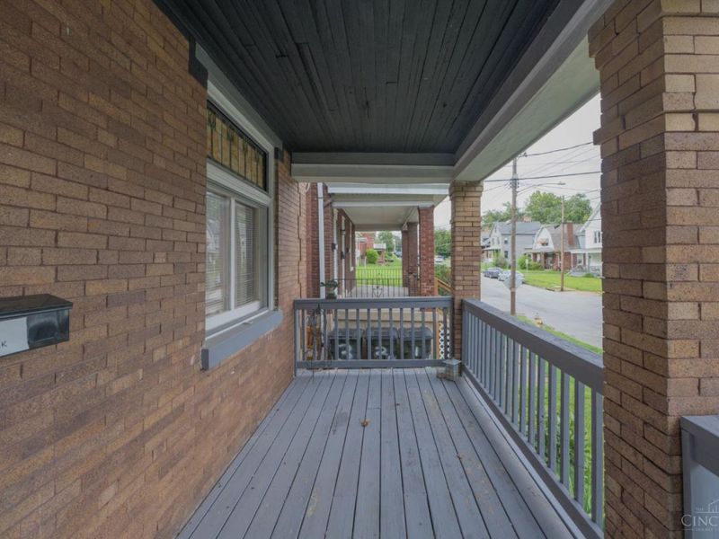 1063 Winfield Avenue, Cincinnati, OH 45205 Photo 3