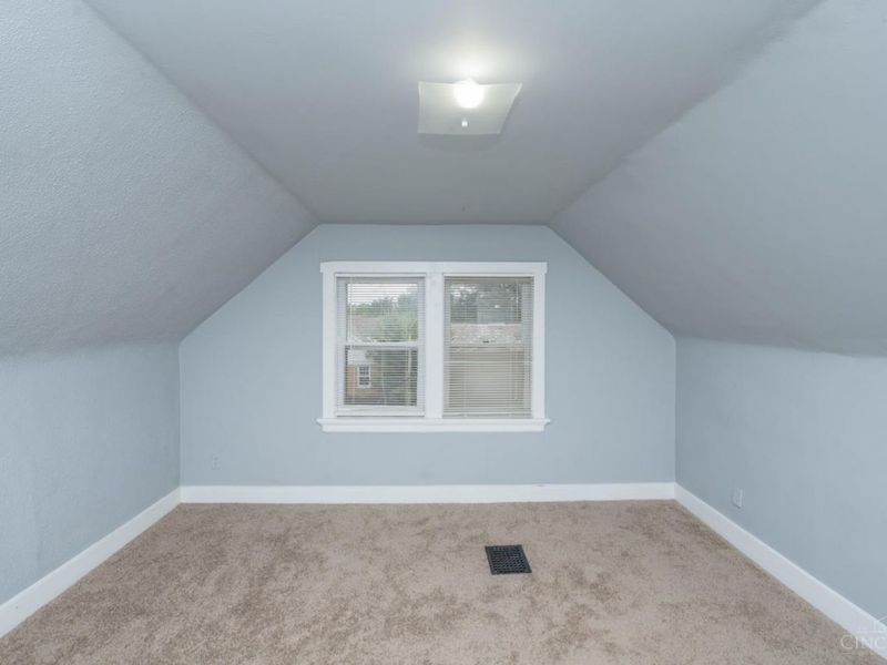 1063 Winfield Avenue, Cincinnati, OH 45205 Photo 30