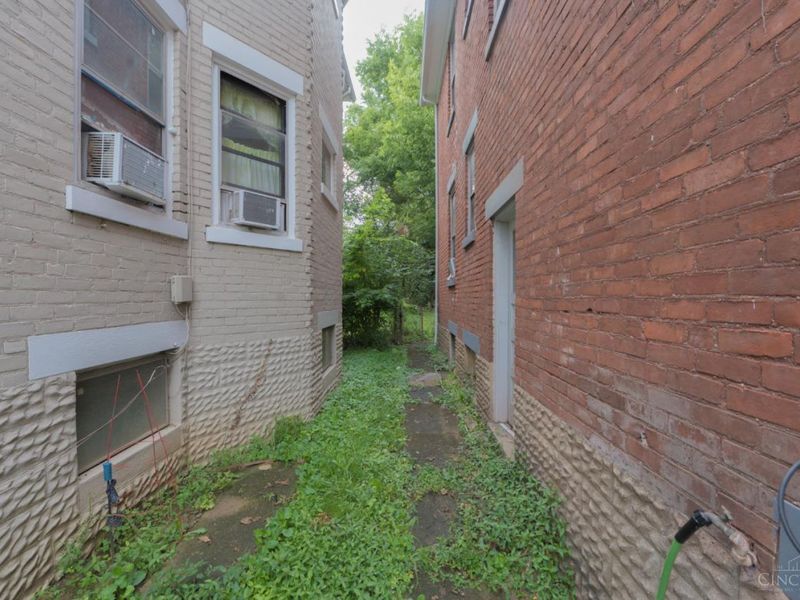 1063 Winfield Avenue, Cincinnati, OH 45205 Photo 33
