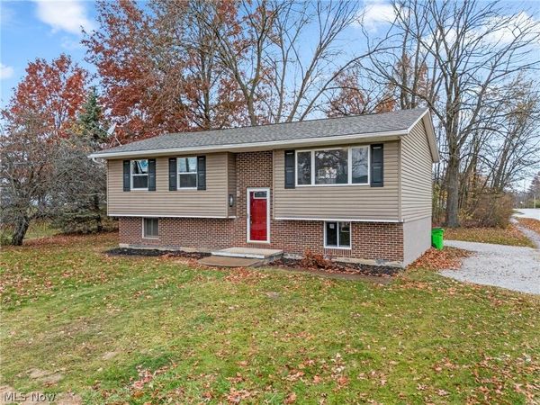 1927 Case Street , Twinsburg, OH 44087