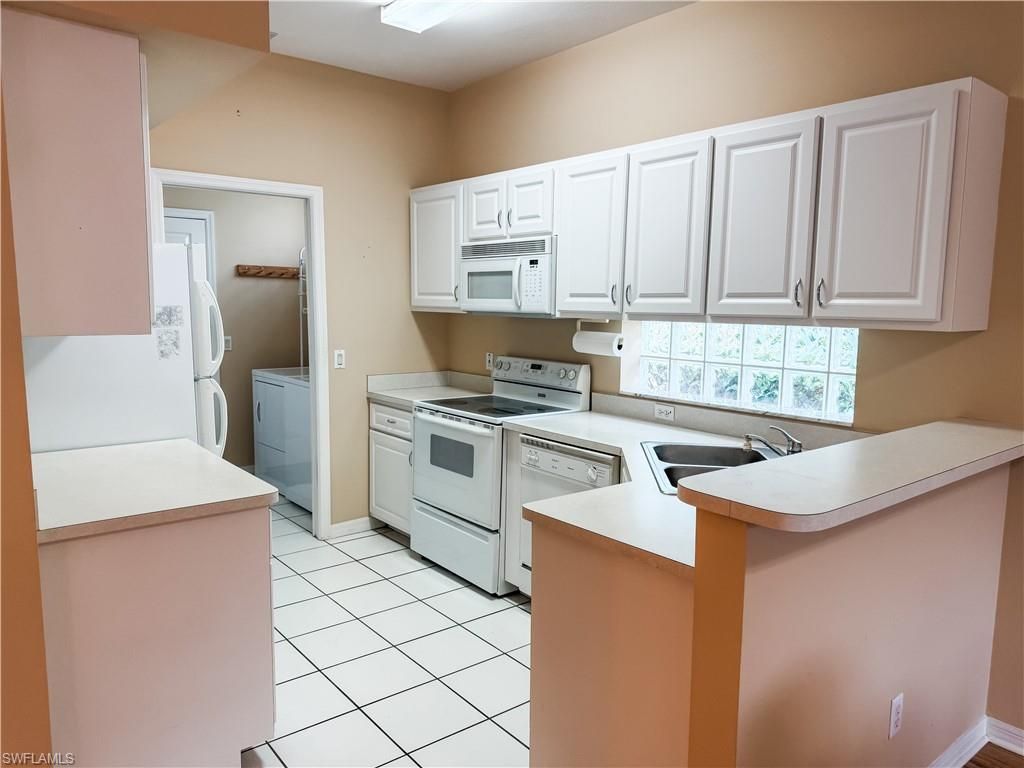 10704 Rio Mar Cir, Estero, FL 33928 Photo