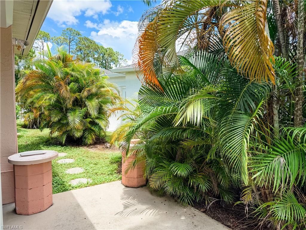 10704 Rio Mar Cir, Estero, FL 33928 Photo